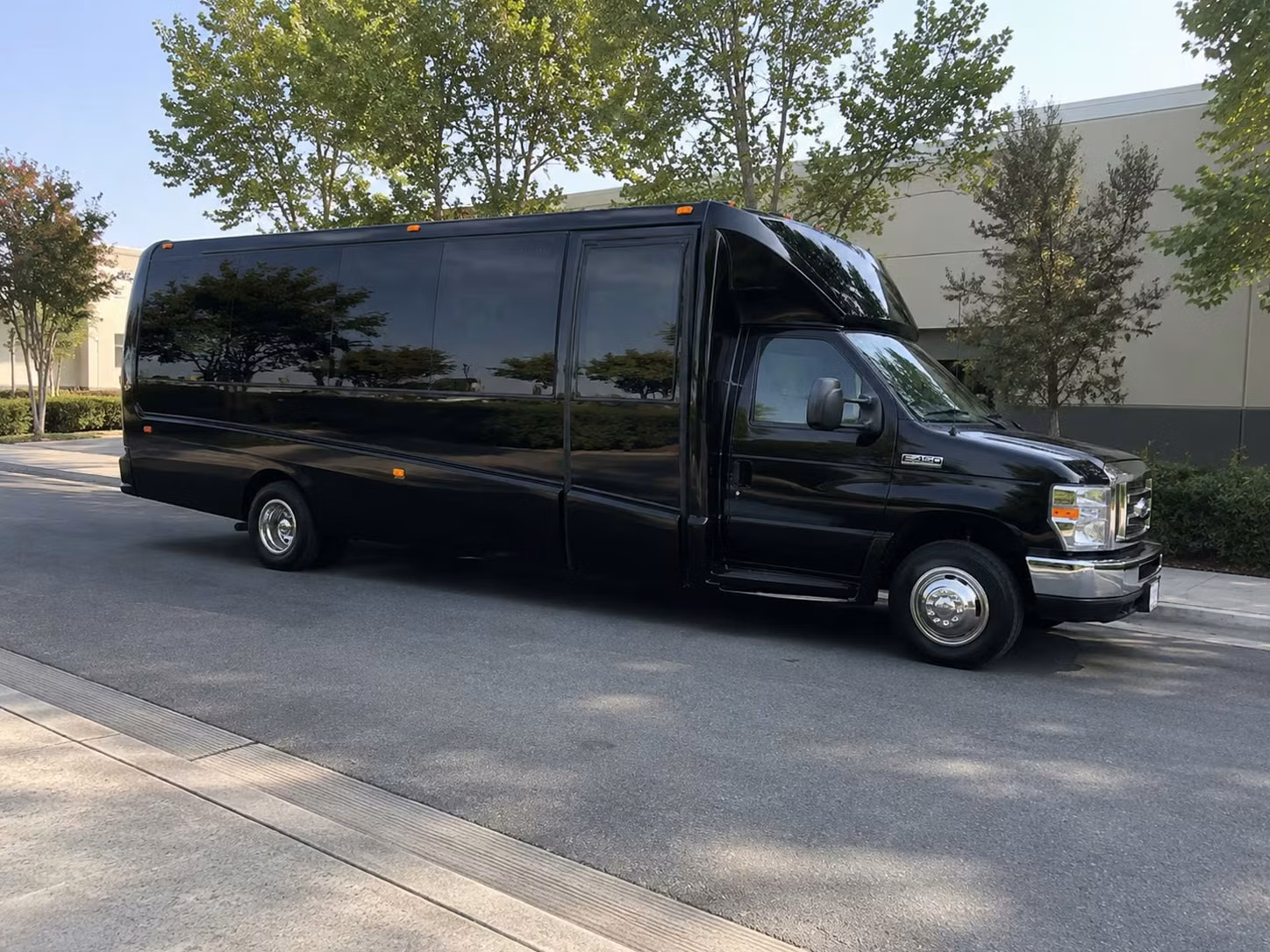 miami party buses make prom night unforgettable from the first pickup