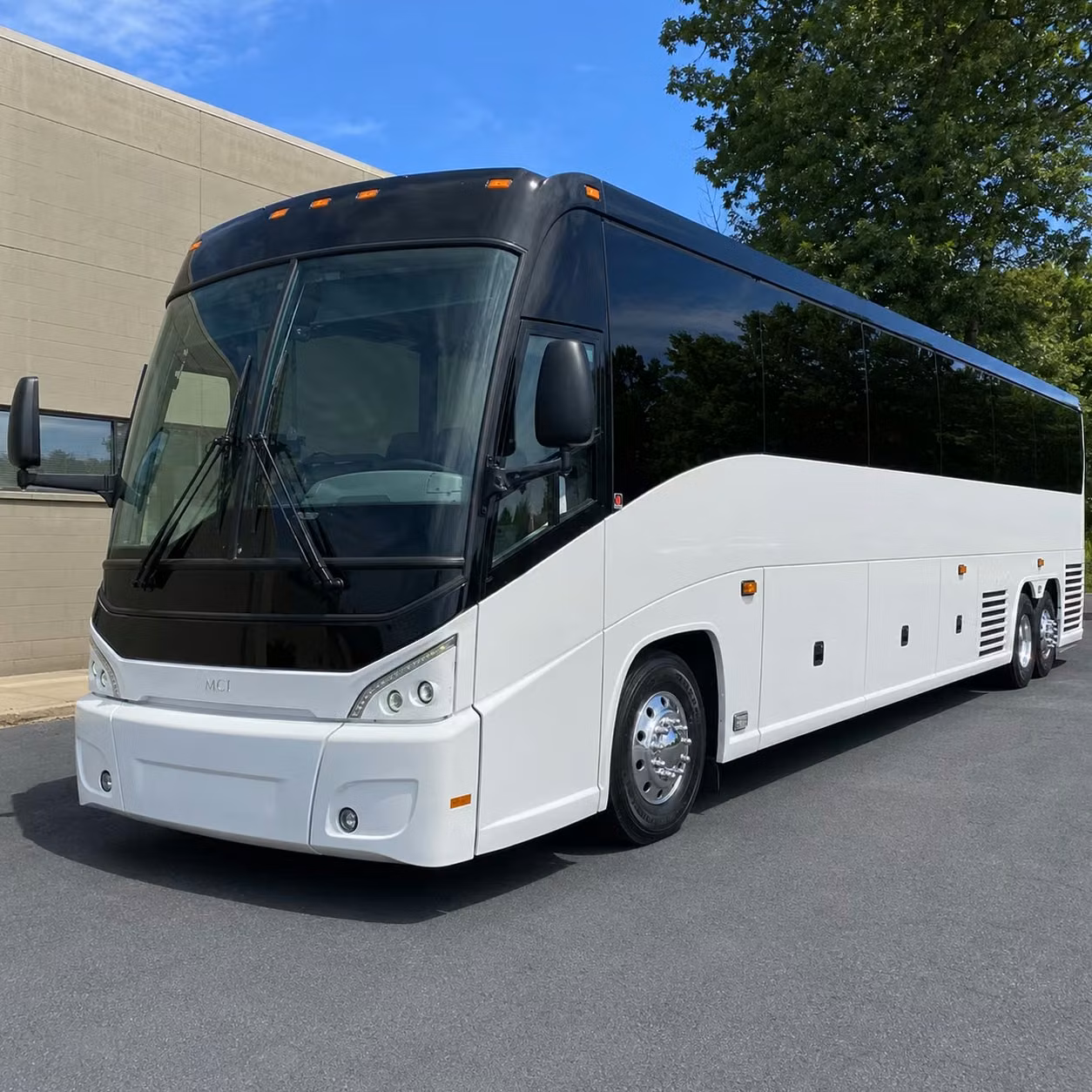 shuttle your miami congregation to sunday services without the parking headache